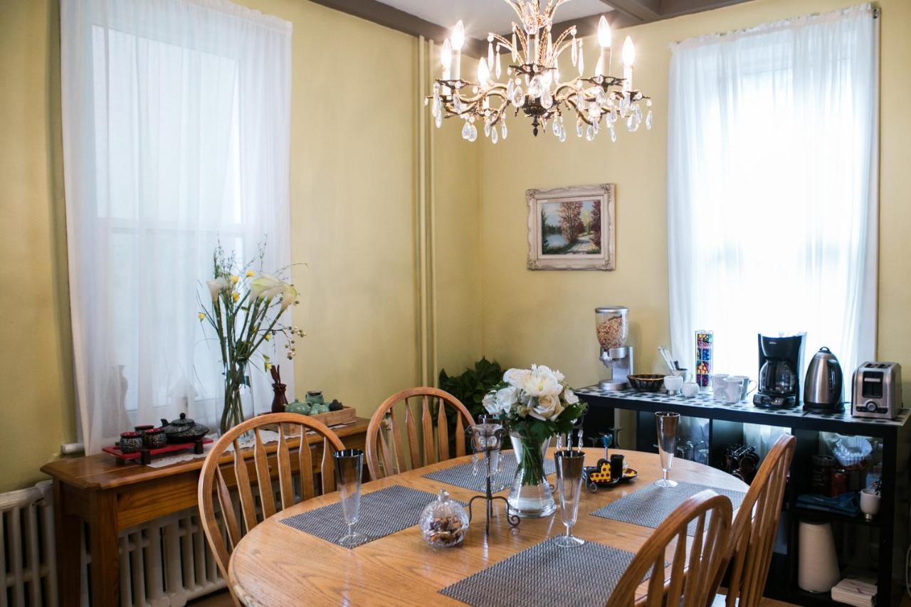 Le 227 Laurier B&B Гатино Экстерьер фото