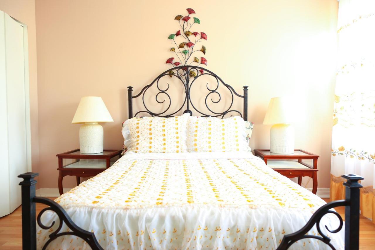 Le 227 Laurier B&B Гатино Экстерьер фото